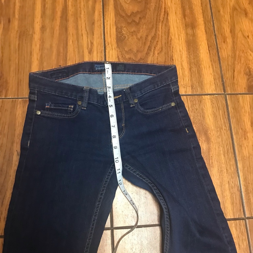 Patagonia Women's Slim Jeans - Picture 6 of 9